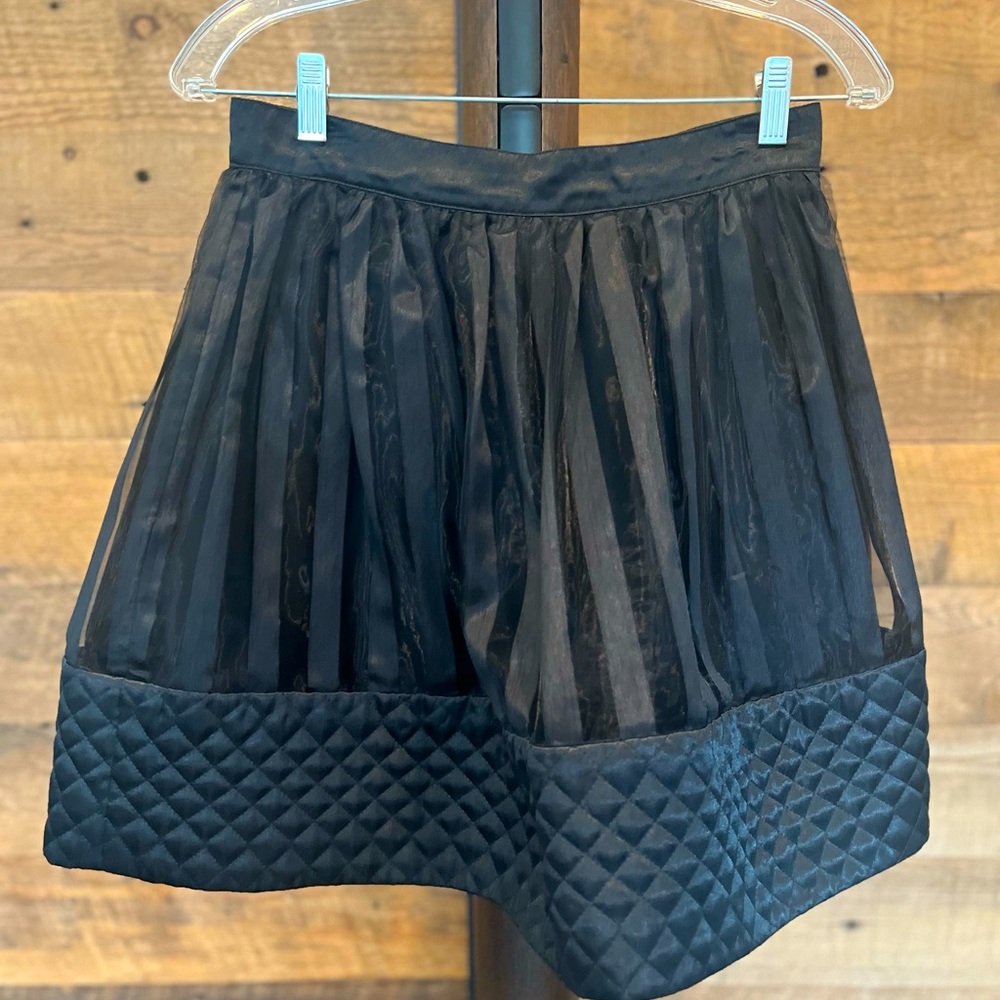 BETSEY JOHNSON Layered Black Cupcake Skirt Stripe Quilted Tulle Worn Once Size 6